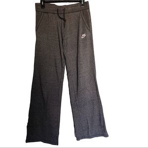 Nike Sportswear Club Fleece Sweatpants - Gray